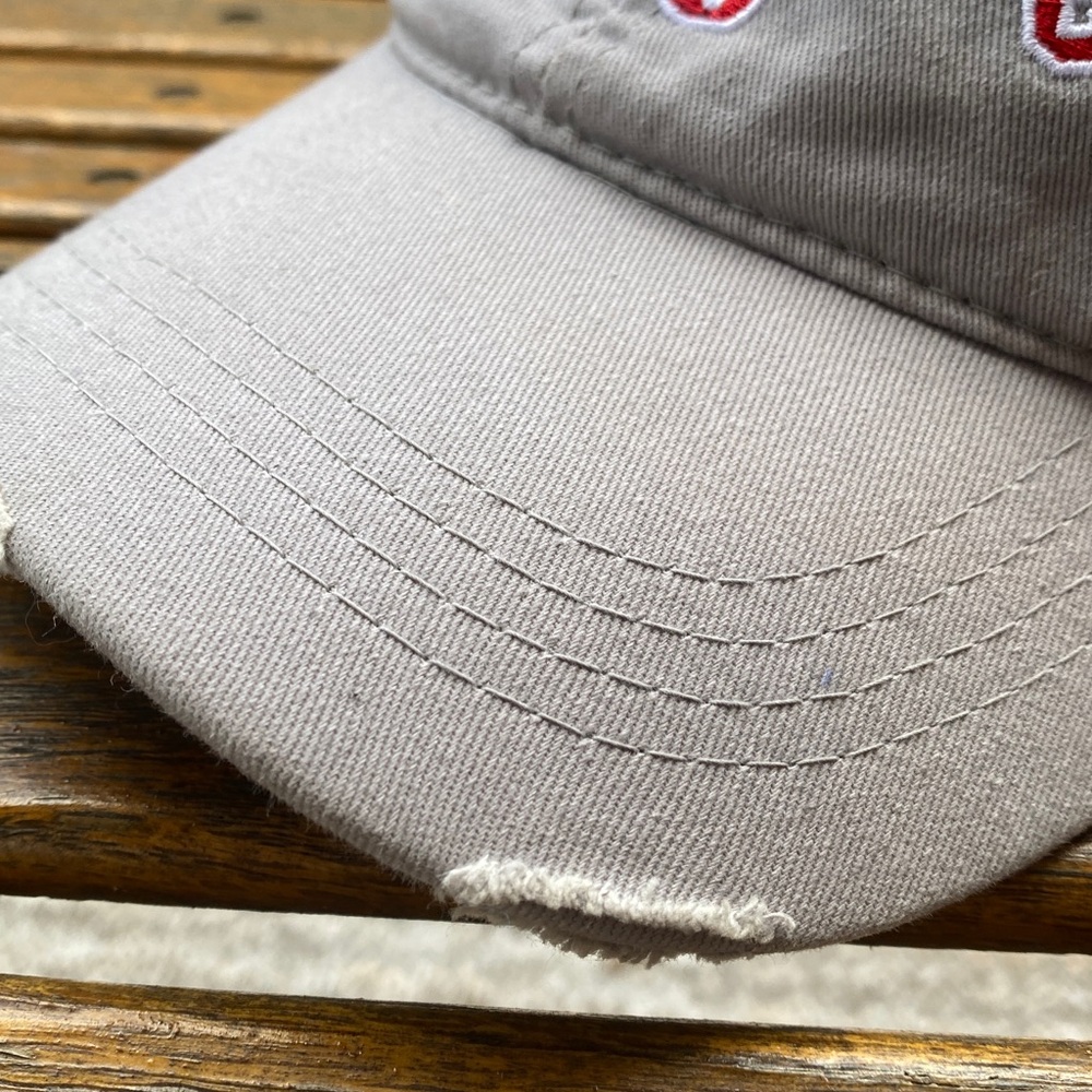 Yuengling Gray Baseball Cap full 6 panel style adjustable back strap beer hat - Picture 8 of 10